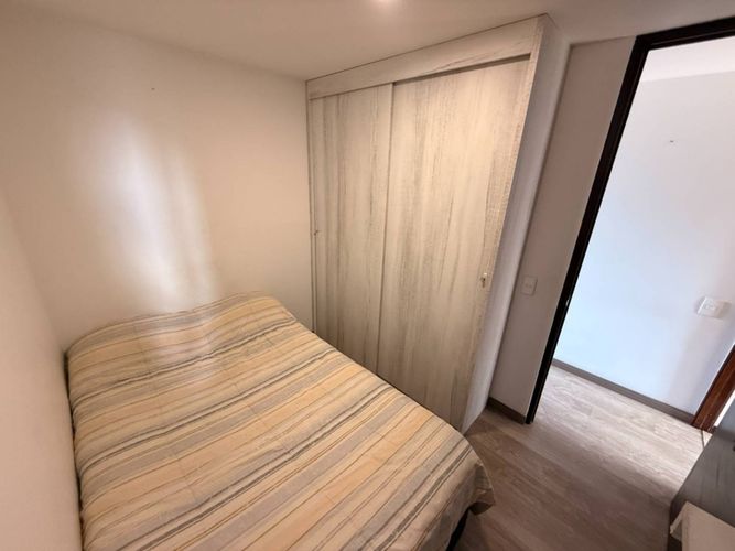 Apartamento de 2 alcobas en arriendo en Los Balsos, Medellín, 62 m² · foto 7 de 11