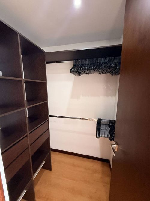 Apartamento de 2 alcobas en arriendo en Los Balsos, Medellín, 62 m² · foto 8 de 11