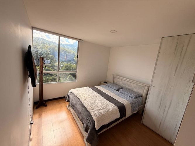 Apartamento de 2 alcobas en arriendo en Los Balsos, Medellín, 62 m² · foto 9 de 11