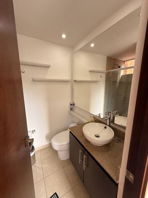 Apartamento de 2 alcobas en arriendo en Los Balsos, Medellín, 62 m² · foto 11 de 11