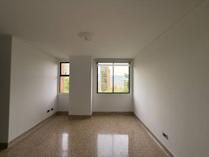 Apartamento de 3 alcobas en arriendo en Las Lomas, Medellín, 136 m² · foto 9 de 24