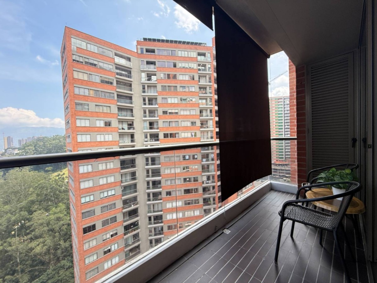 Apartamento en arriendo en El Poblado, Medellín · foto 7 de 21