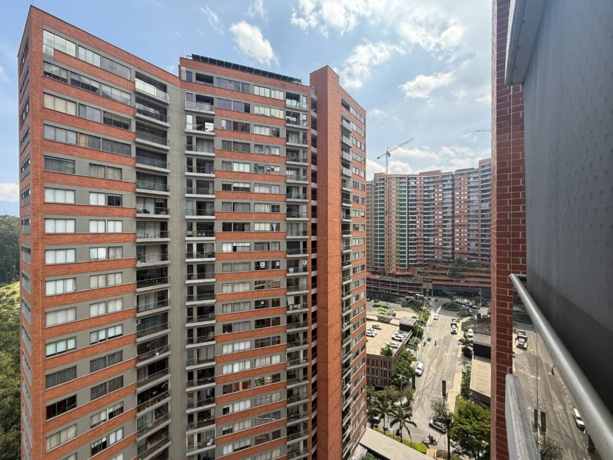Apartamento en arriendo en El Poblado, Medellín · foto 10 de 21