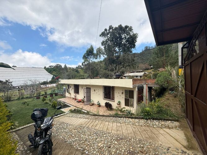 Casa de 3 alcobas en venta en Guapante, Guarne, 80 m² · foto 13 de 20