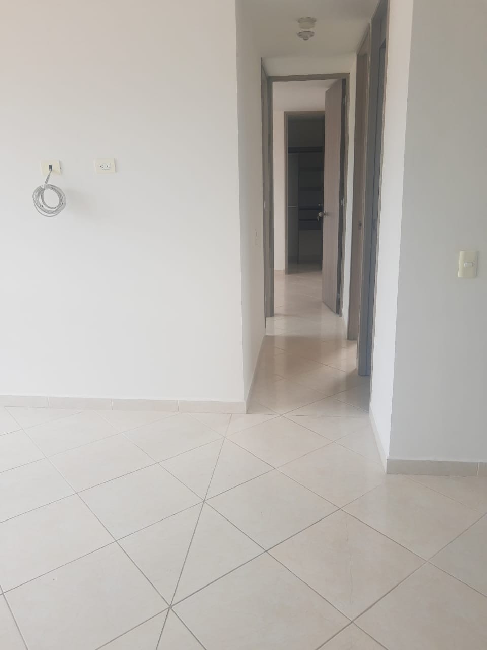 Apartamento en venta en San Antonio De Prado, Medellín · foto 2 de 7