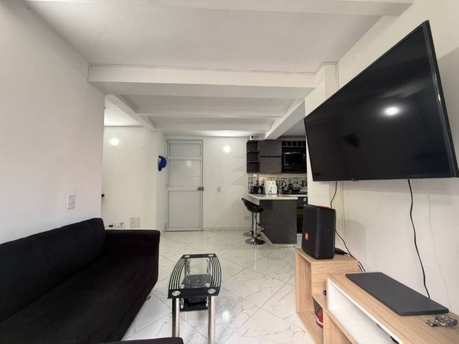 Apartamento de 3 alcobas en venta en Urbanizacion Palmar De Serramonte, Bello, 55 m² · foto 2 de 18