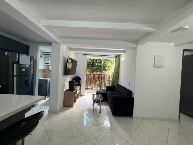Apartamento de 3 alcobas en venta en Urbanizacion Palmar De Serramonte, Bello, 55 m² · foto 5 de 18