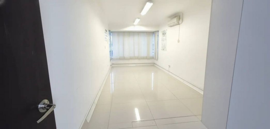 Oficina en arriendo en Belén San Bernardo, Medellín, 25 m² · foto 2 de 2