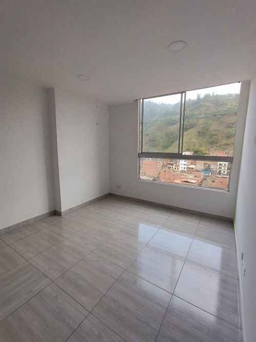 Apartamento de 2 alcobas en venta en Asentamiento La Orquidea, Bello, 45 m² · foto 3 de 8