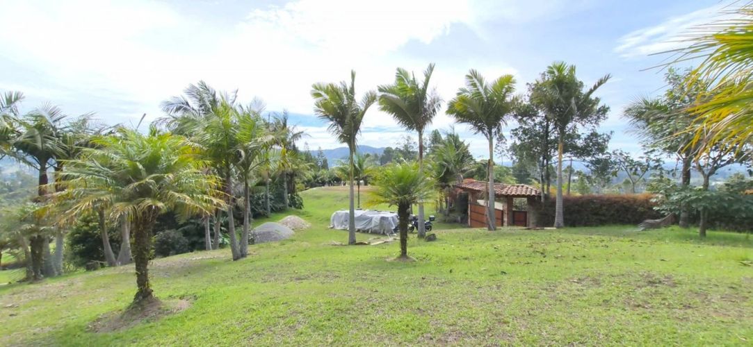 Lote en venta en San Jose, Guarne, 8977 m² · foto 5 de 9