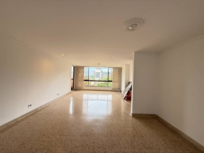 Apartamento de 3 alcobas en venta en Las Lomas, Medellín, 136 m² · foto 6 de 24