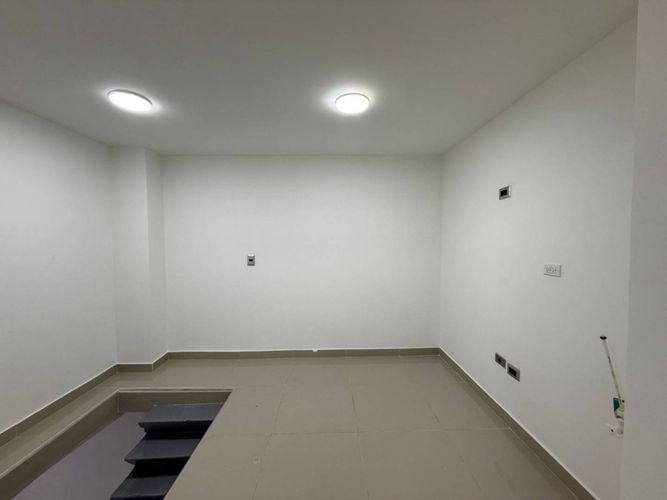 Local en venta en Caribe, Medellín, 100 m² · foto 10 de 13