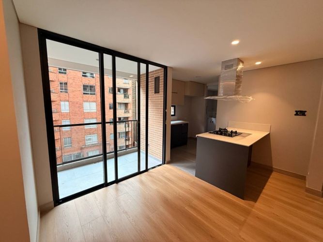 Apartamento de 2 alcobas en venta en Conquistadores, Medellín, 88 m² · foto 2 de 11