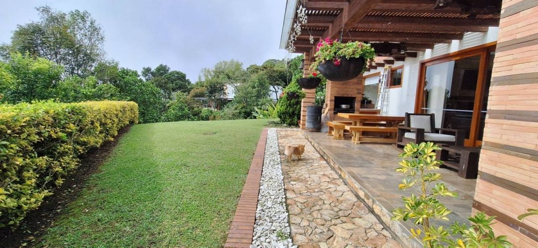 Casa de 6 alcobas en arriendo en Machado, Copacabana, 560 m² · foto 12 de 24