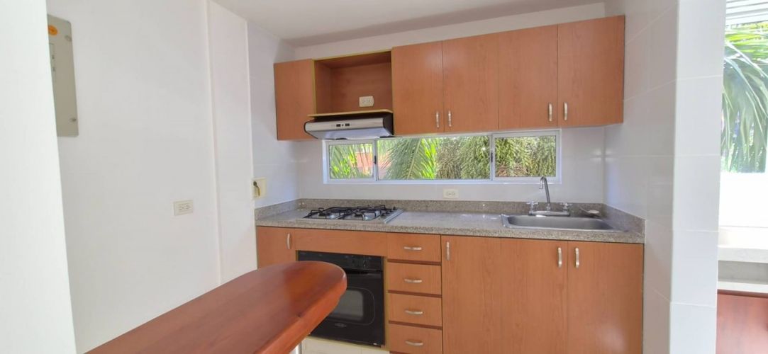 Apartamento de 3 alcobas en arriendo en Lorena, Medellín, 110 m² · foto 2 de 20