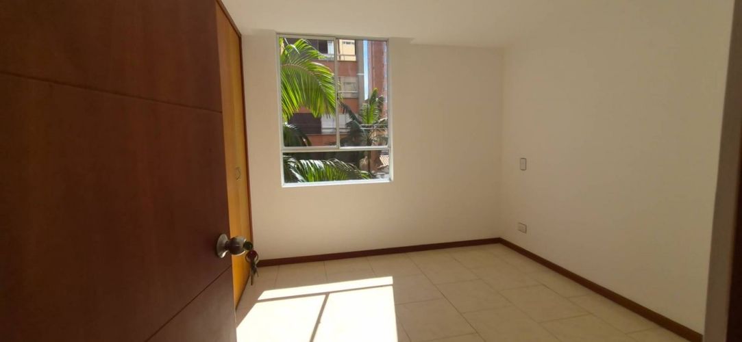 Apartamento de 3 alcobas en arriendo en Lorena, Medellín, 110 m² · foto 10 de 20