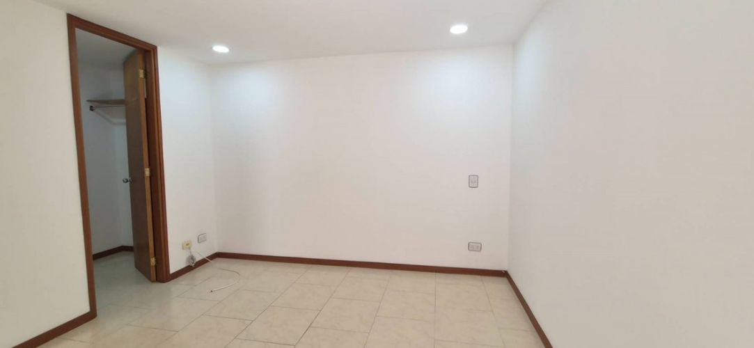 Apartamento de 3 alcobas en arriendo en Lorena, Medellín, 110 m² · foto 16 de 20