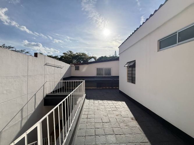 Casa de 10 alcobas en venta en Calasanz, Medellín, 398 m² · foto 7 de 24