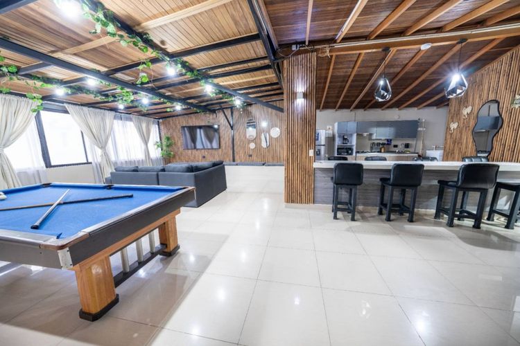 Apartamento en arriendo en El Poblado, Medellín · foto 3 de 12