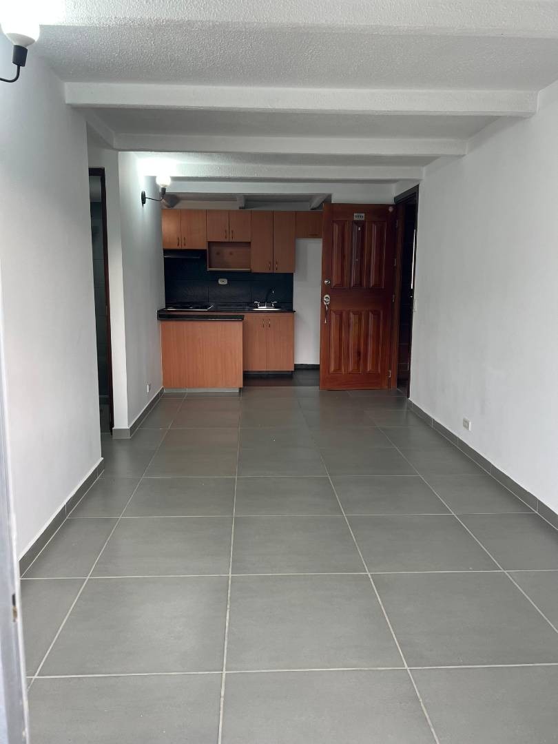 Apartamento en venta en Los Colores, Medellín · foto 13 de 18