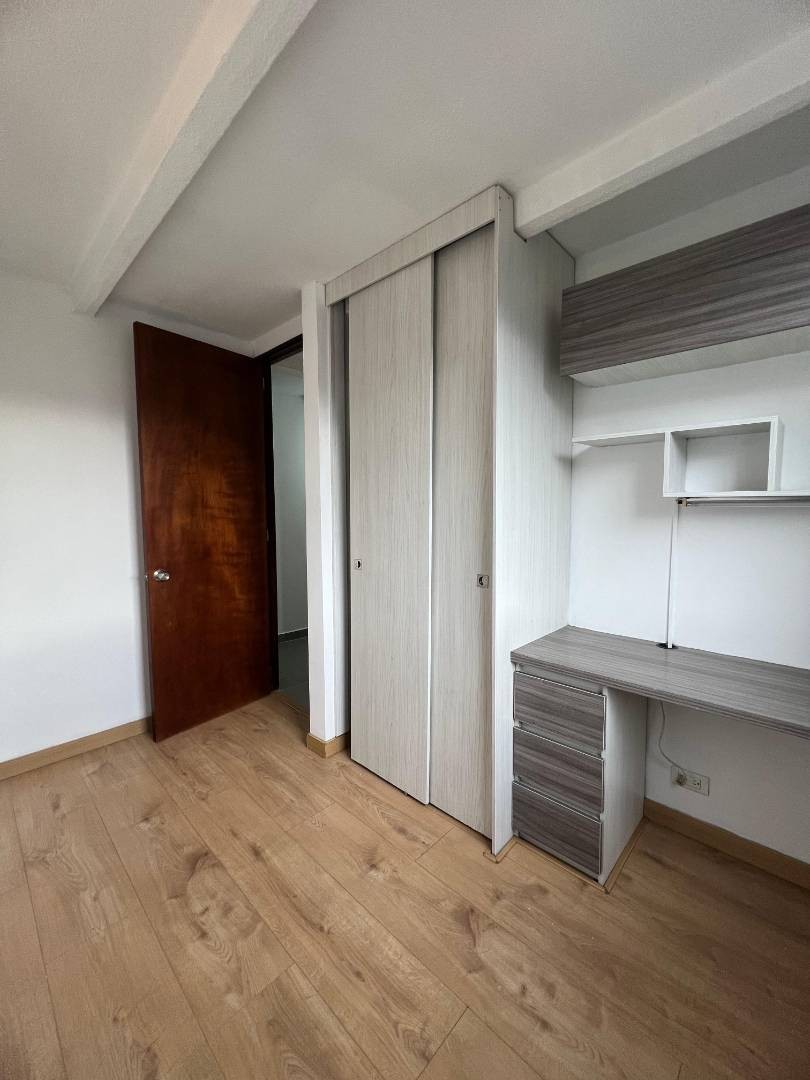 Apartamento en venta en Los Colores, Medellín · foto 14 de 18