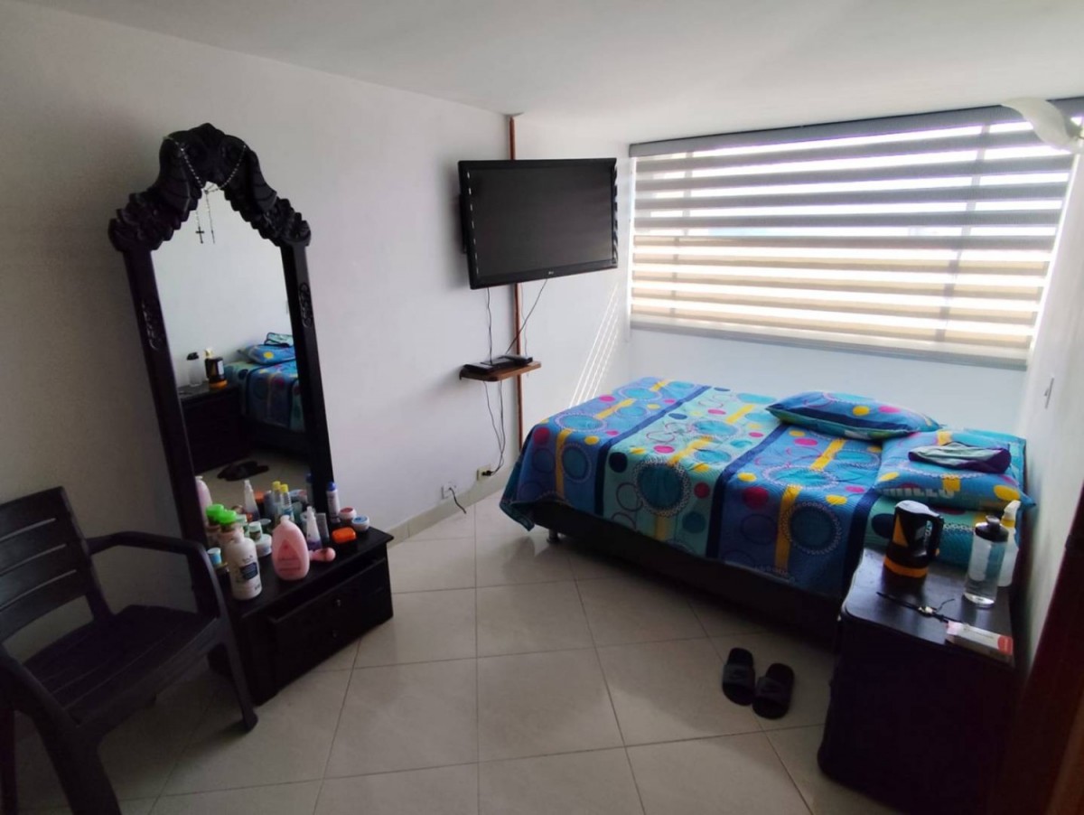 Apartamento en venta en Calasanz, Medellín · foto 8 de 16