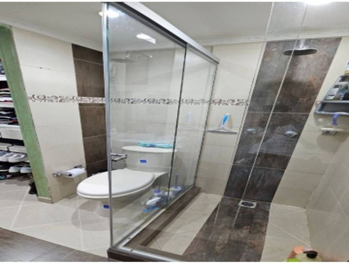 Apartamento en venta en Los Colores, Medellín · foto 5 de 16