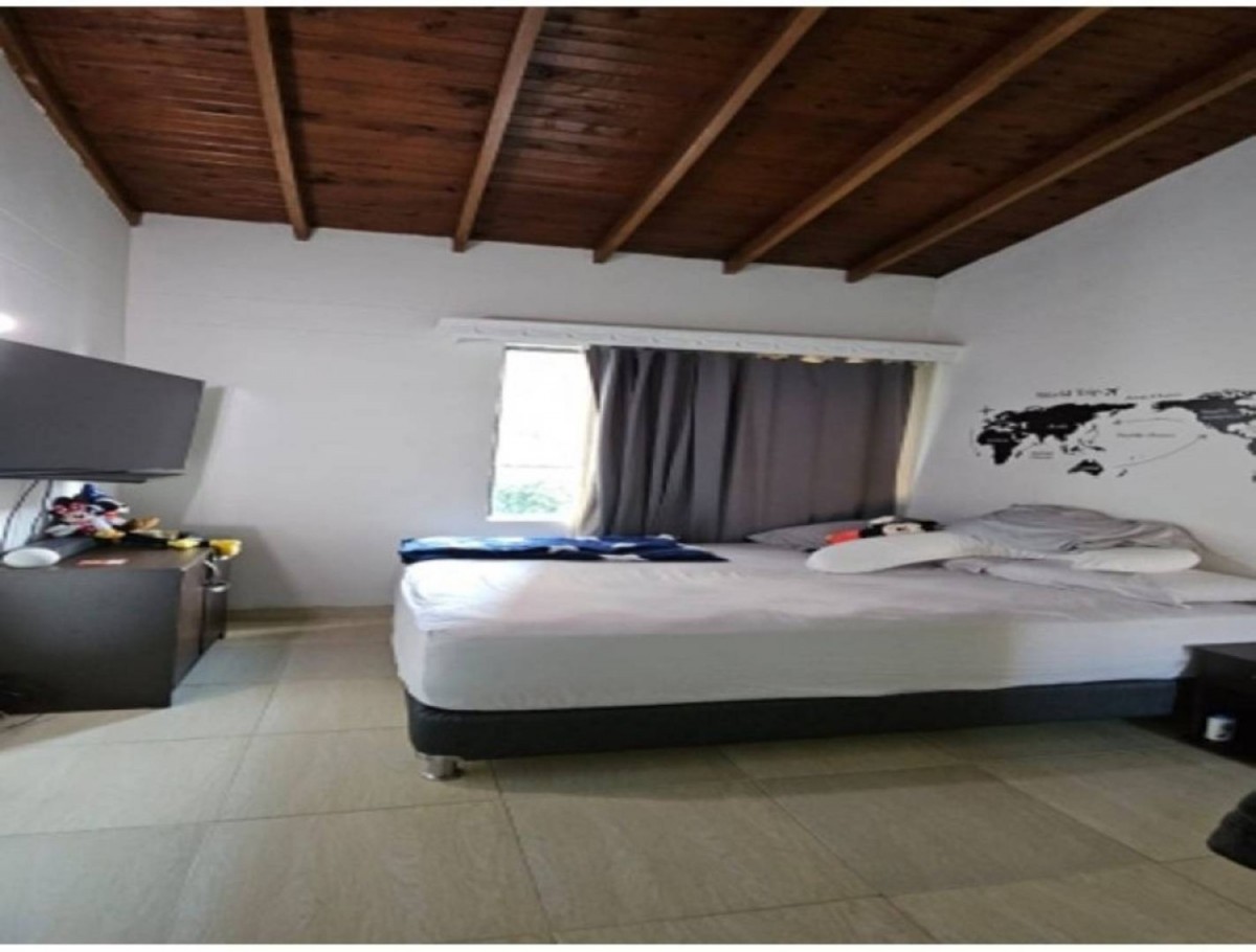 Apartamento en venta en Los Colores, Medellín · foto 9 de 16