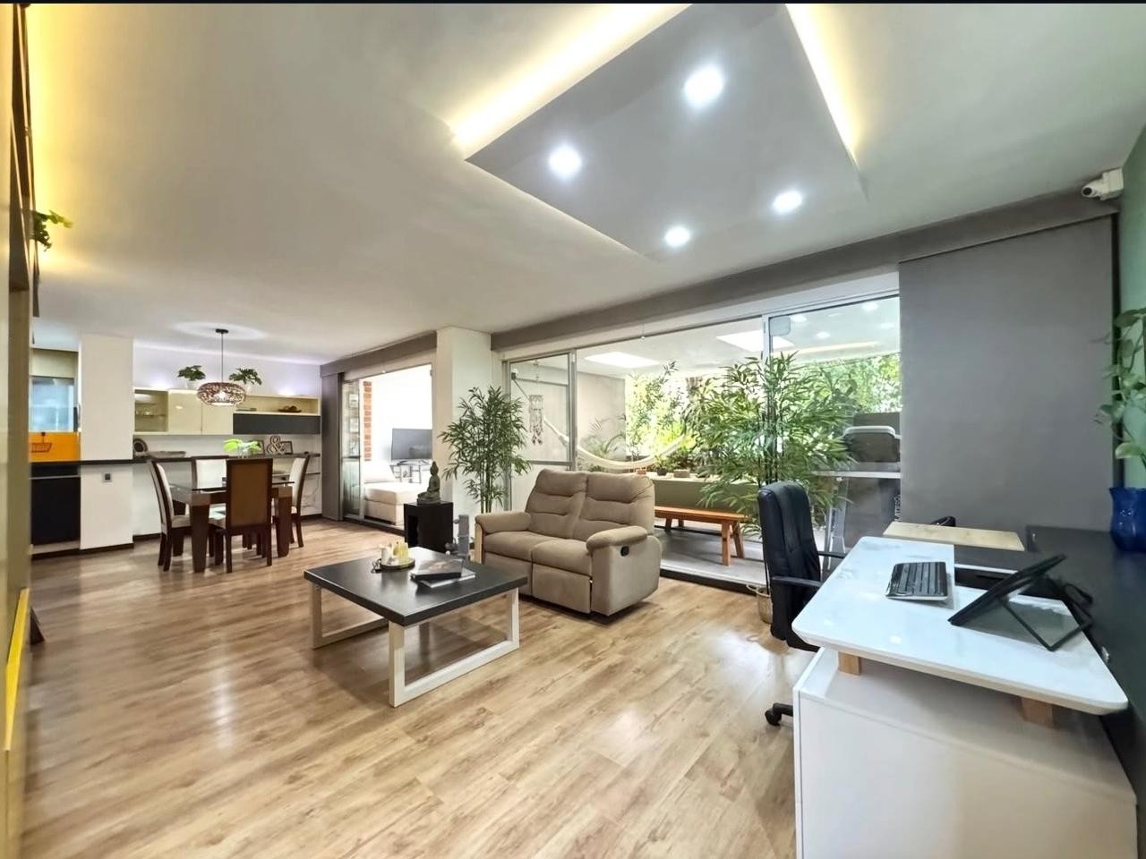 Apartamento en venta en Loma Del Esmeraldal, Envigado · foto 5 de 19