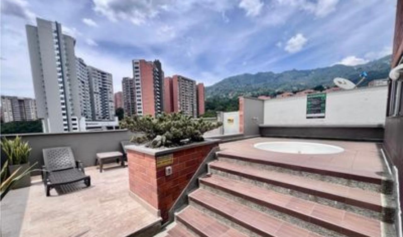 Apartamento en venta en Loma Del Esmeraldal, Envigado · foto 18 de 19