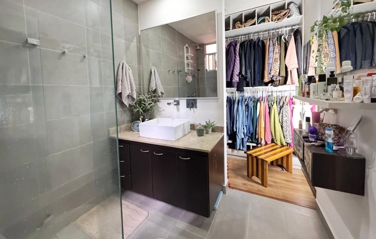 Apartamento en venta en Loma Del Esmeraldal, Envigado · foto 15 de 19