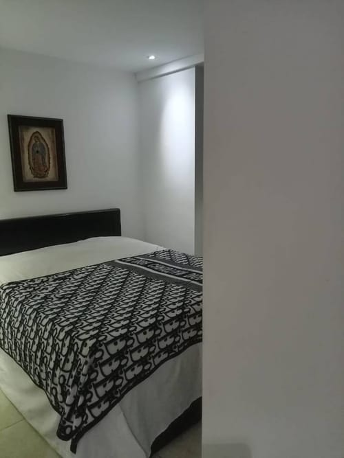 Apartamento de 2 alcobas en venta en Loma De La Doctora, Sabaneta, 78 m² · foto 3 de 16