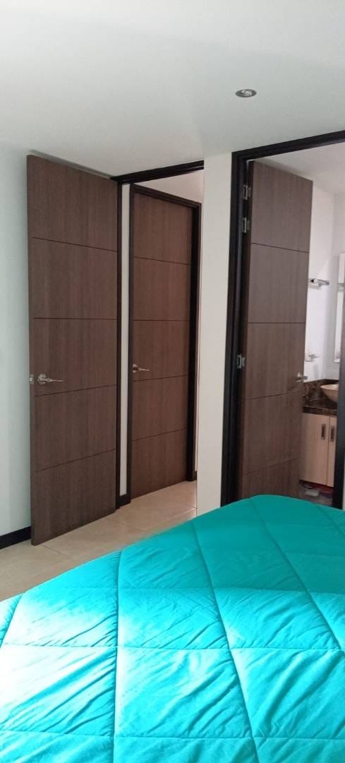 Apartamento de 2 alcobas en venta en Loma De La Doctora, Sabaneta, 78 m² · foto 14 de 16