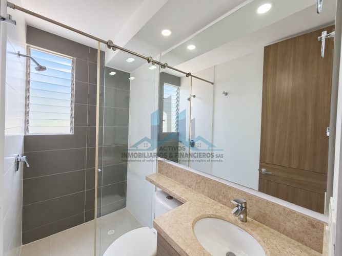 Apartamento de 3 alcobas en venta en Las Palmas, Ricaurte, 111 m² · foto 14 de 23