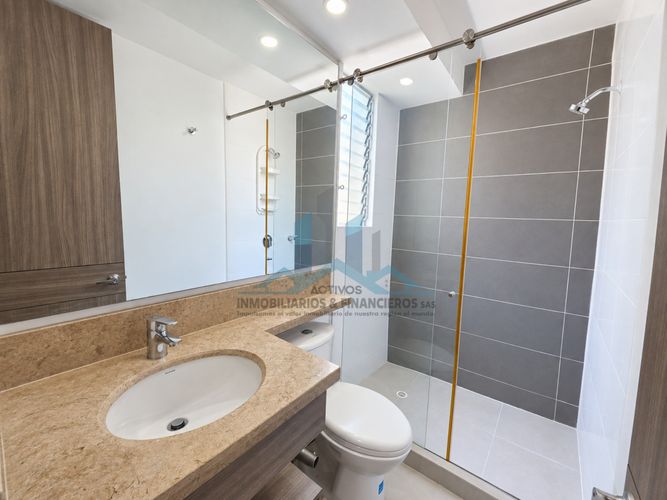 Apartamento de 3 alcobas en venta en Las Palmas, Ricaurte, 111 m² · foto 16 de 23