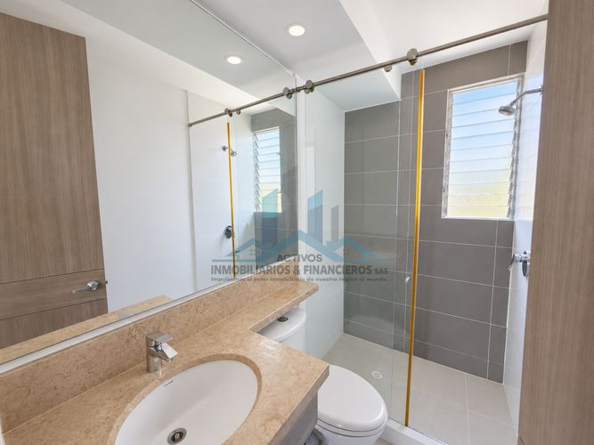 Apartamento de 3 alcobas en venta en Las Palmas, Ricaurte, 111 m² · foto 15 de 23