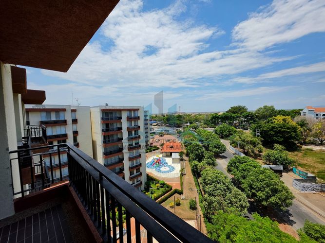 Apartamento de 3 alcobas en venta en Las Palmas, Ricaurte, 111 m² · foto 3 de 23