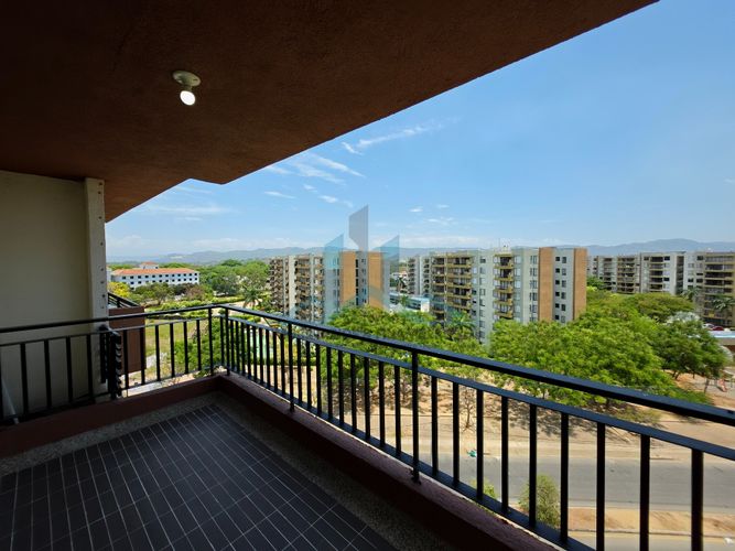 Apartamento de 3 alcobas en venta en Las Palmas, Ricaurte, 111 m² · foto 2 de 23