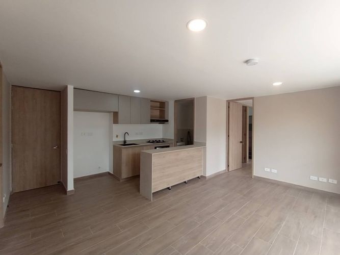 Apartamento de 2 alcobas en venta en Loma De La Doctora, Sabaneta, 72 m² · foto 2 de 10