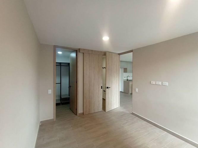 Apartamento de 2 alcobas en venta en Loma De La Doctora, Sabaneta, 72 m² · foto 6 de 10