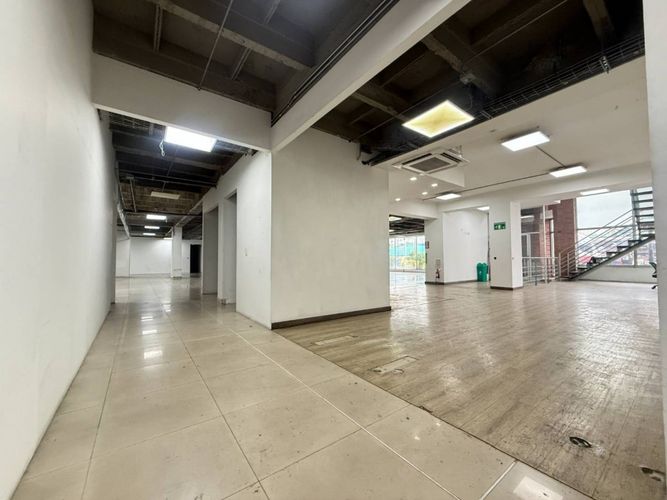 Bodega en arriendo en Zona Industrial No. 2, Itagüí, 2672 m² · foto 17 de 24