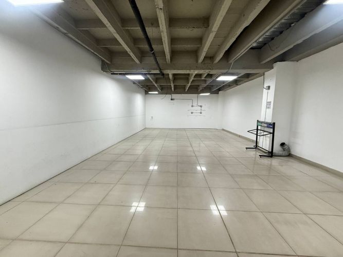 Bodega en arriendo en Zona Industrial No. 2, Itagüí, 2672 m² · foto 18 de 24
