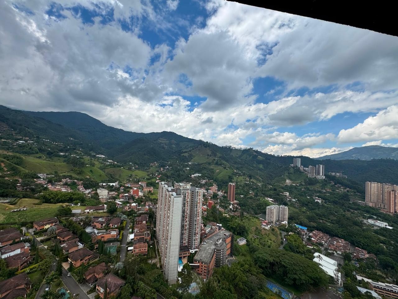 Apartamento en Arriendo en Las Lomitas, Sabaneta