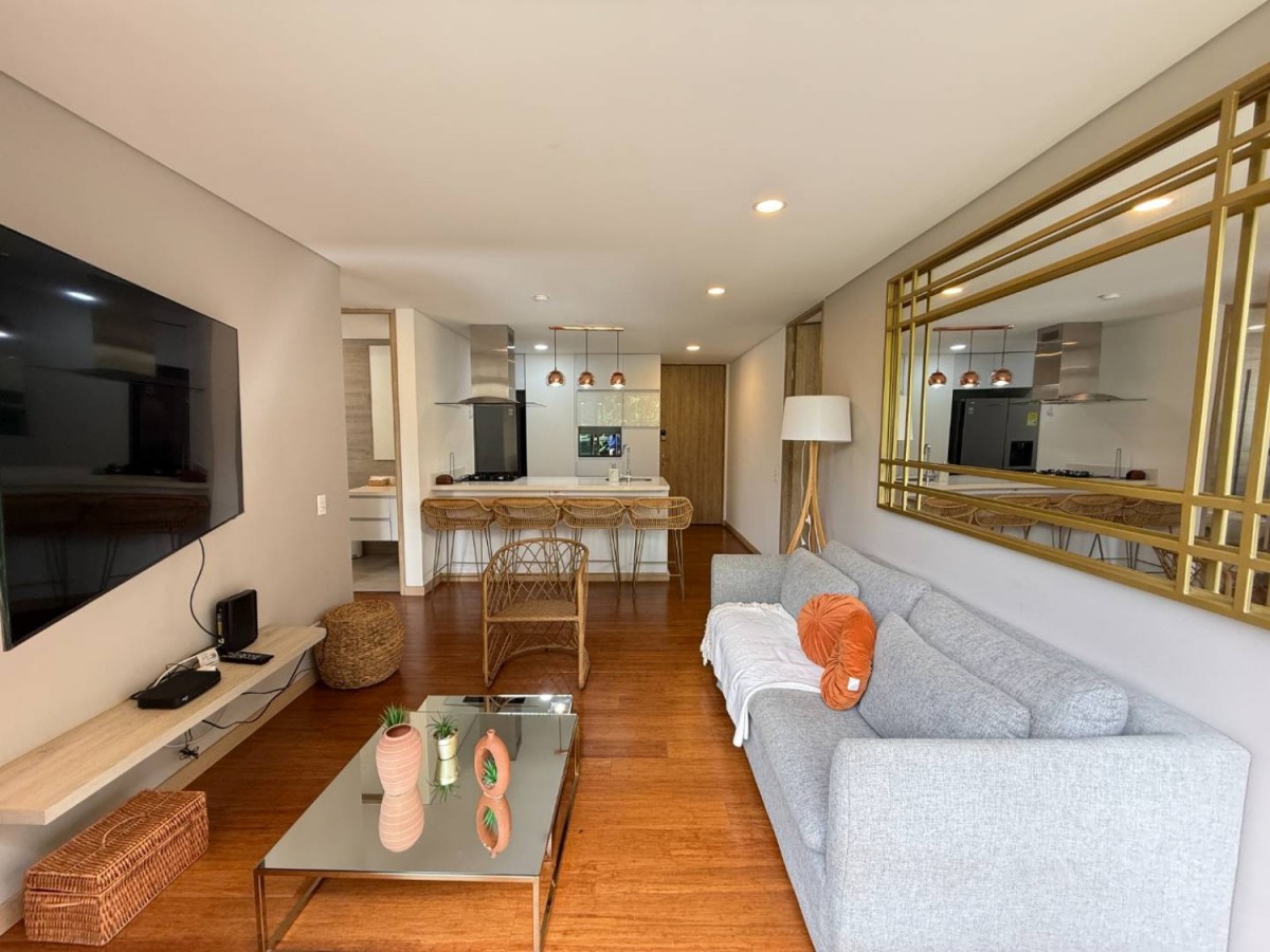 Apartamento en arriendo en El Poblado, Medellín · foto 4 de 15