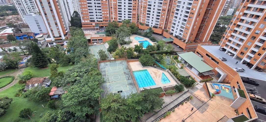 Apartamento en venta en Monteazul, Sabaneta, 57 m² · foto 5 de 13