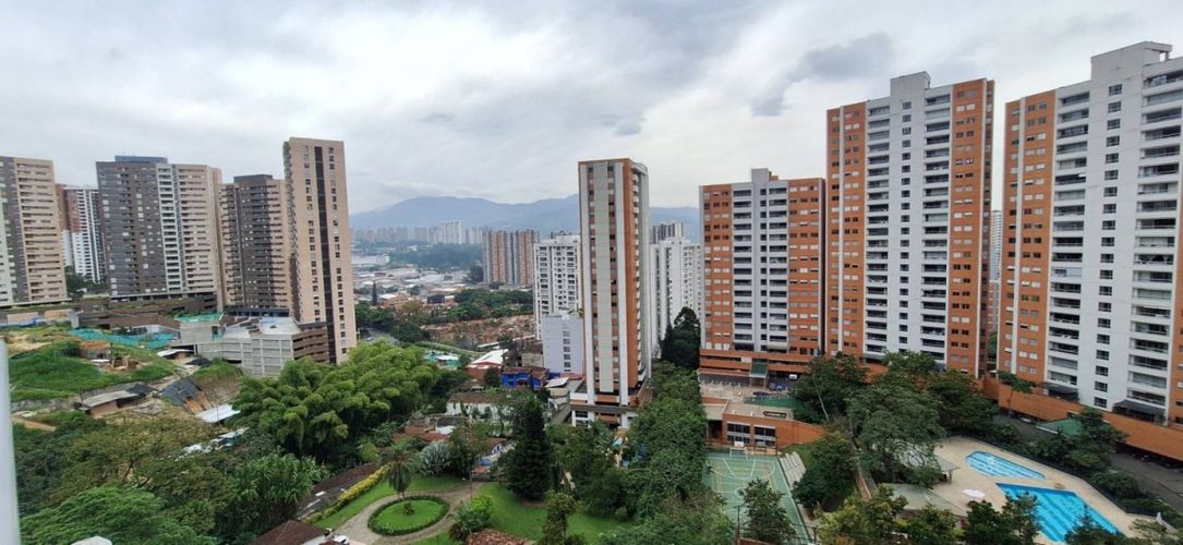 Apartamento en venta en Monteazul, Sabaneta, 57 m² · foto 7 de 13