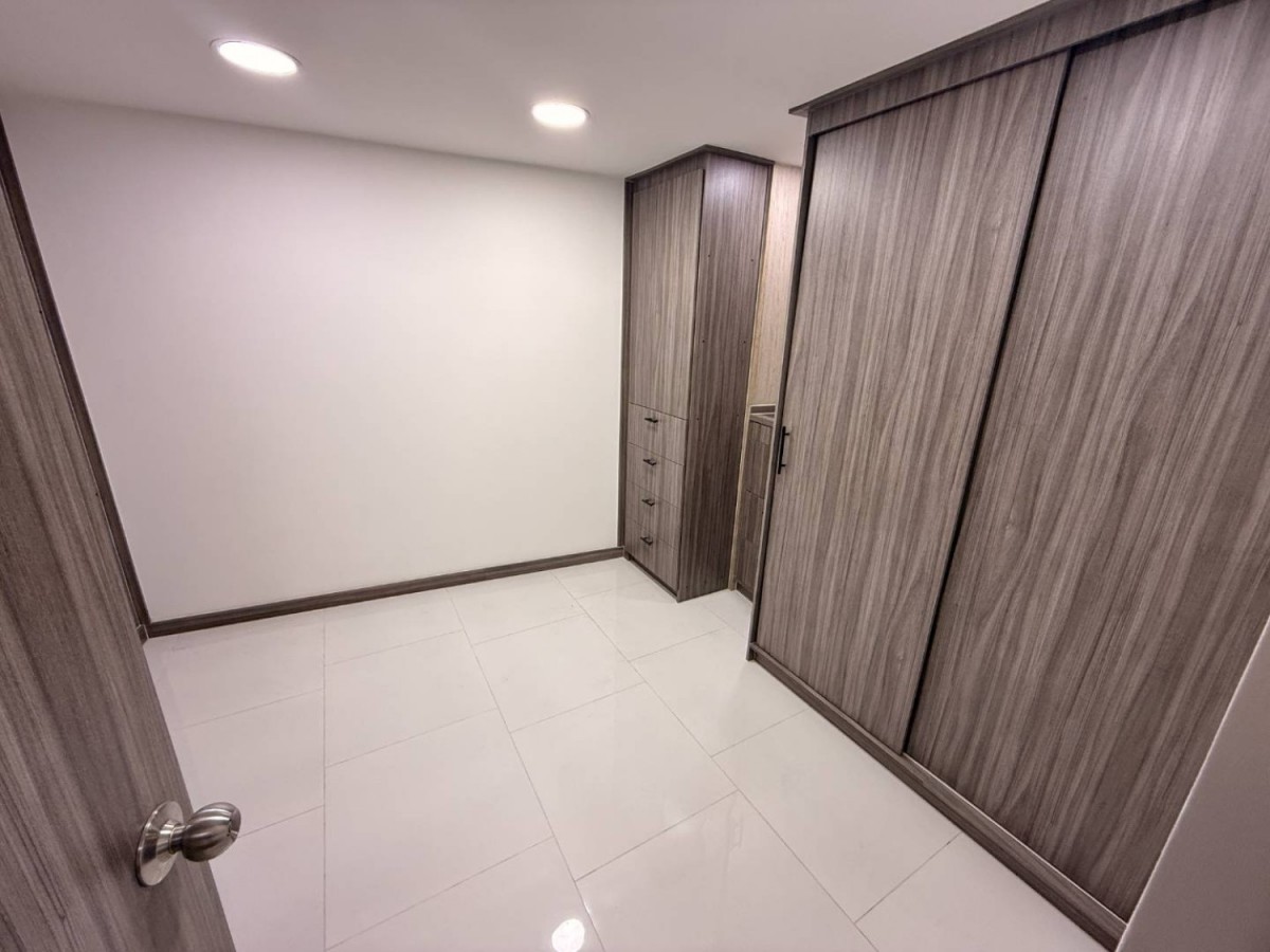 Apartamento en venta en Ditaires, Itagüí · foto 3 de 13