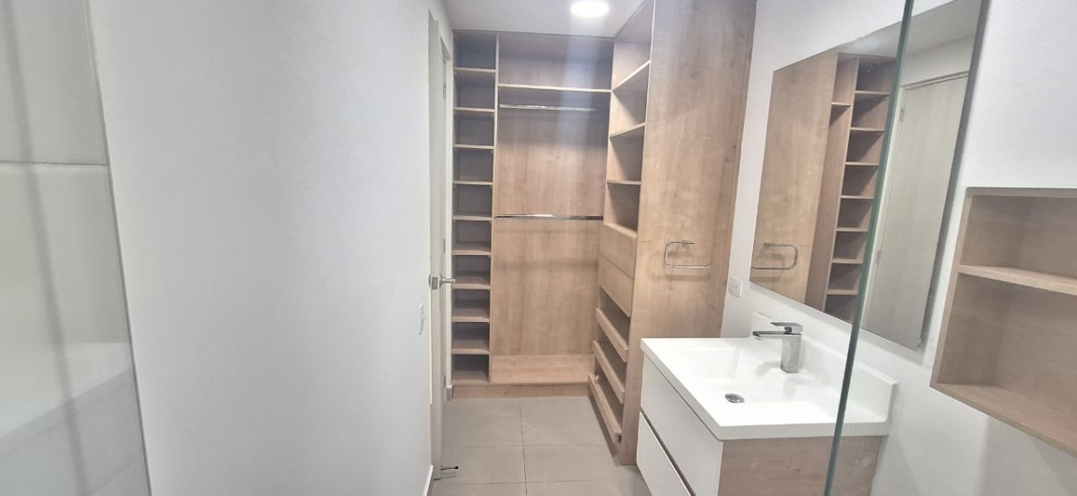 Casa en arriendo en San Lucas, Medellín · foto 7 de 18