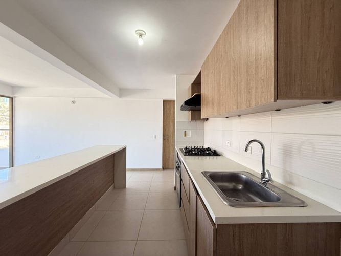 Apartamento de 3 alcobas en venta en Santa Ana, Bello, 73 m² · foto 3 de 22