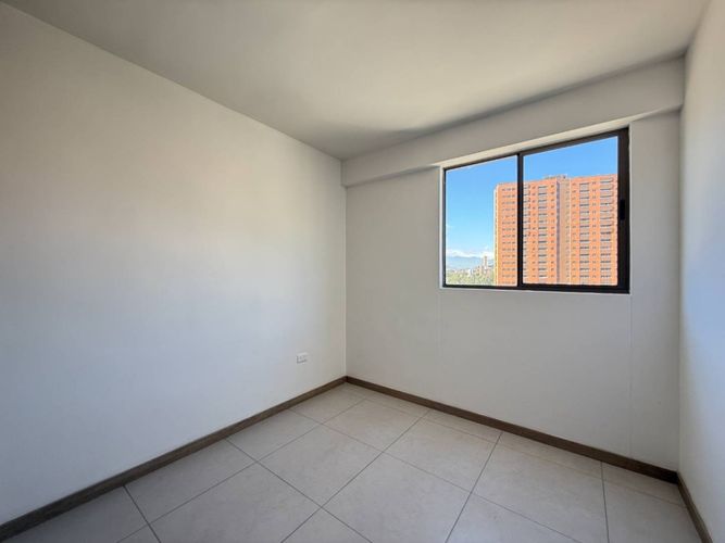 Apartamento de 3 alcobas en venta en Santa Ana, Bello, 73 m² · foto 13 de 22